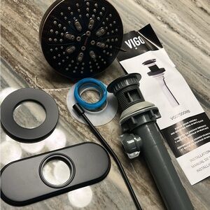 Moen NEW brushed bronze Shower Head and Drain Kit in Black
